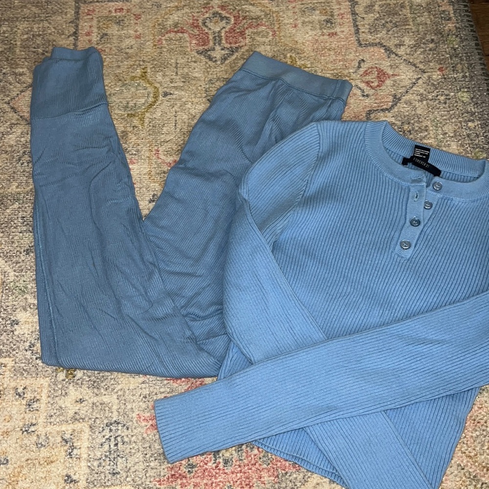 Blue set